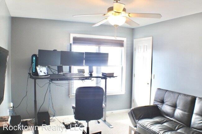 Building Photo - 3 br, 2.5 bath House - 1304 Dulcimer Lane