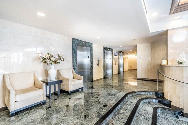 Lobby - 2160 Century Park E