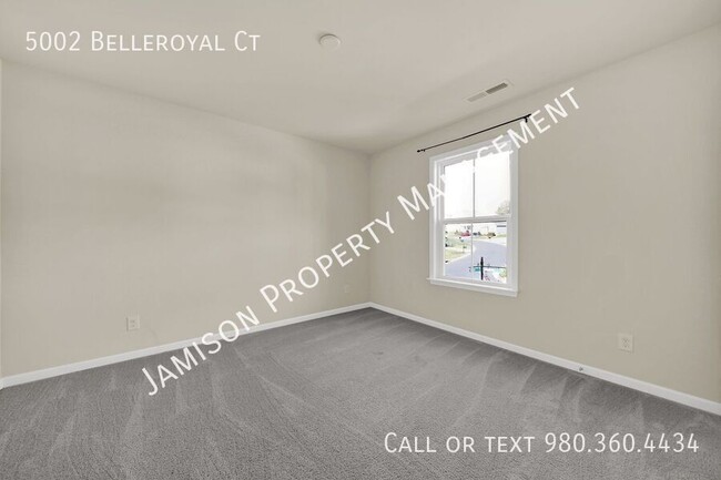 Building Photo - 5002 Belleroyal Ct