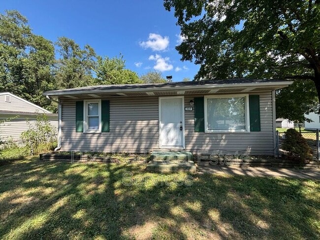 Primary Photo - 3117 Finley St