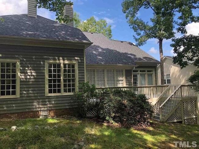 Building Photo - 1019 Woodhall Ln