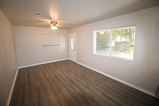 Building Photo - 819 Zachry Dr