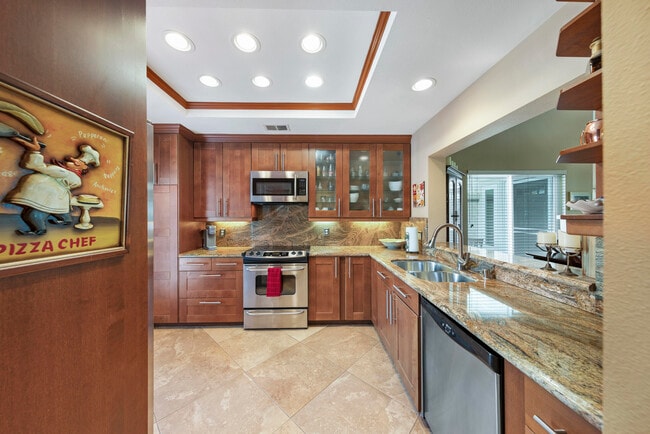 Building Photo - 182 Desert Falls Cir