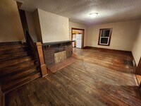 Building Photo - 4 Bedroom, 2 Bathroom home with large yard...