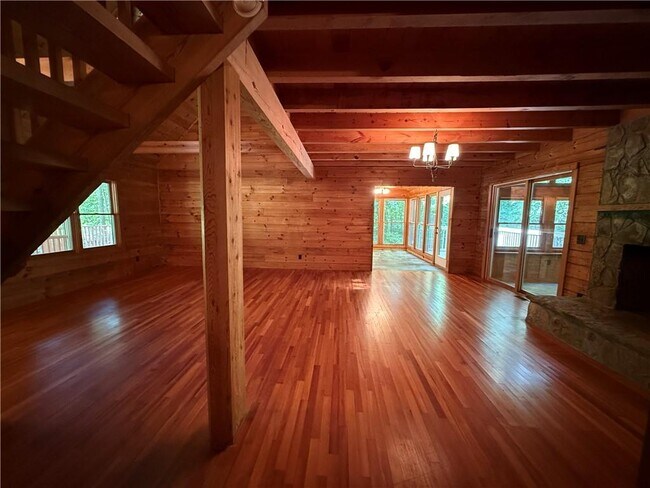 Building Photo - 2405 Mountain Rd