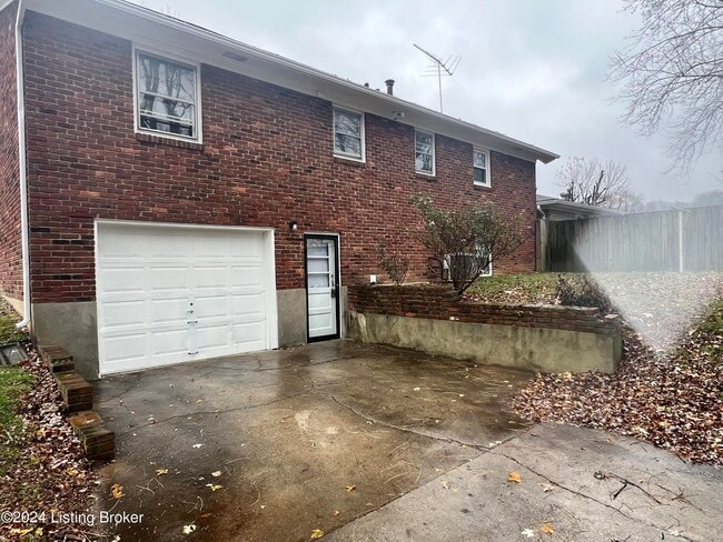 Building Photo - 5508 Fruitwood Dr