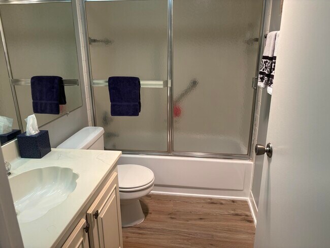 Building Photo - 2606 Nassau Bend