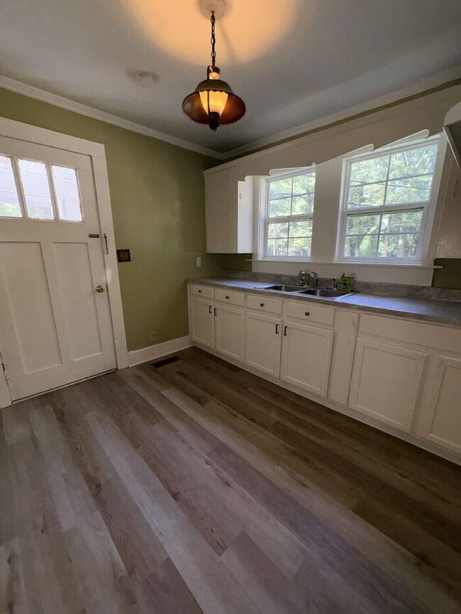 Building Photo - "Charming 3-Bedroom Retreat in Belton, SC - Perfect for Cozy Living!"