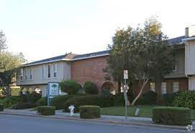 Interior Photo - Villa Oaks Apartments