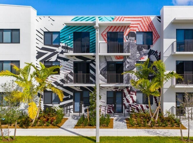 Building Photo - 1301 Alpha St