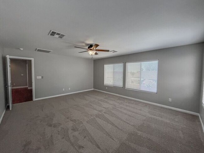 Building Photo - Stunning 5-Bedroom Home in Gated Community...