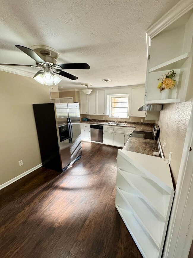 Building Photo - Shreveport Home