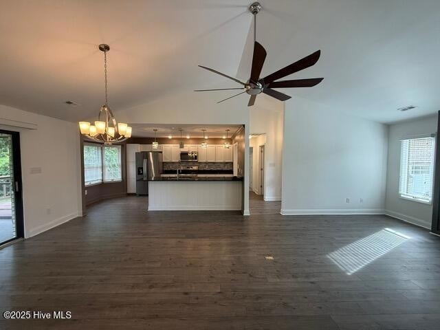 Building Photo - 714 San Juan Rd