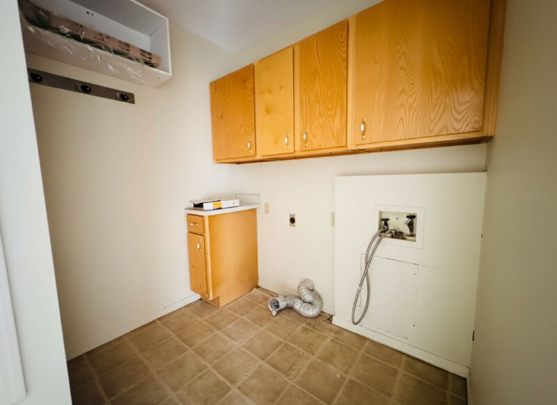 Building Photo - 906 N Bishop St