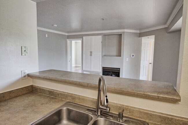 Building Photo - 12338 W Dorado Pl