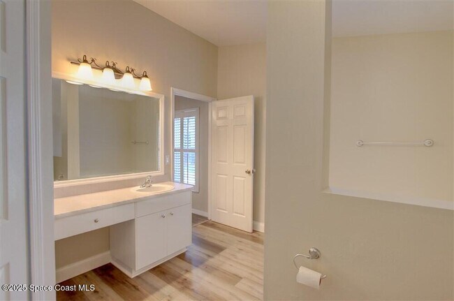 Building Photo - 680 Wickham Lakes Dr