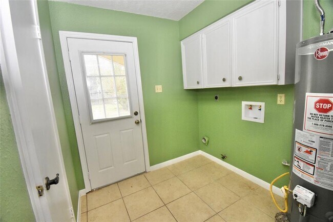 Building Photo - 2339 Walnut Ridge Dr