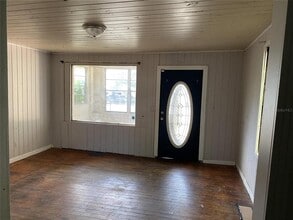 Building Photo - 2604 Commonwealth Ave