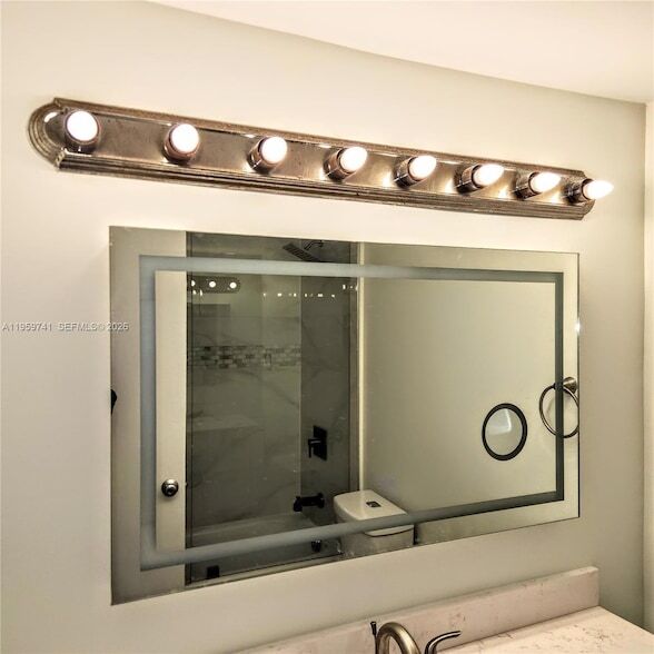 Building Photo - 18181 NE 31st Ct