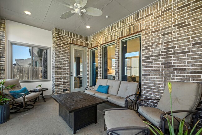 Building Photo - 2126 Partridgeberry Ln