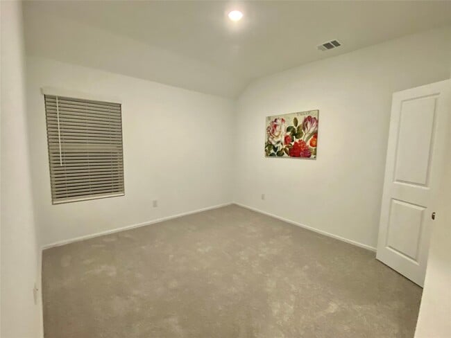 Building Photo - 3724 Moss Hl Rd