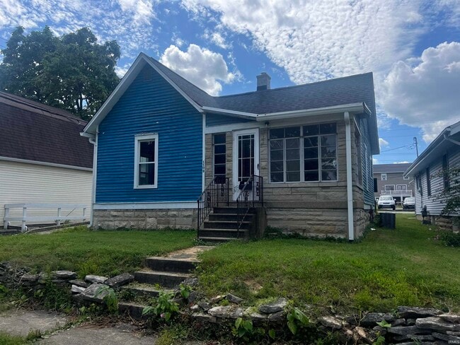 Primary Photo - 1109 N Indiana Ave