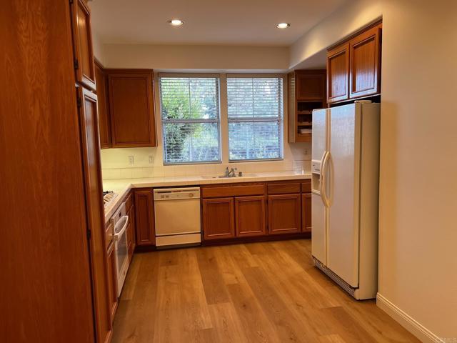 Building Photo - 1669 Plover Ct