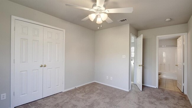 Building Photo - 2206 Pennsylvania Ave