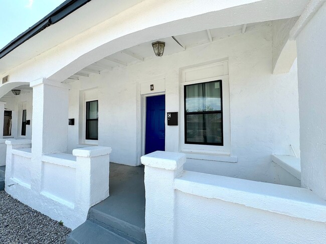 Building Photo - 3906 Tularosa Ave