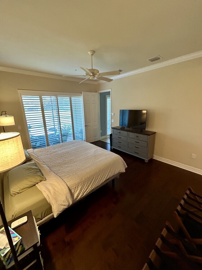 Building Photo - 6533 Monterey Point