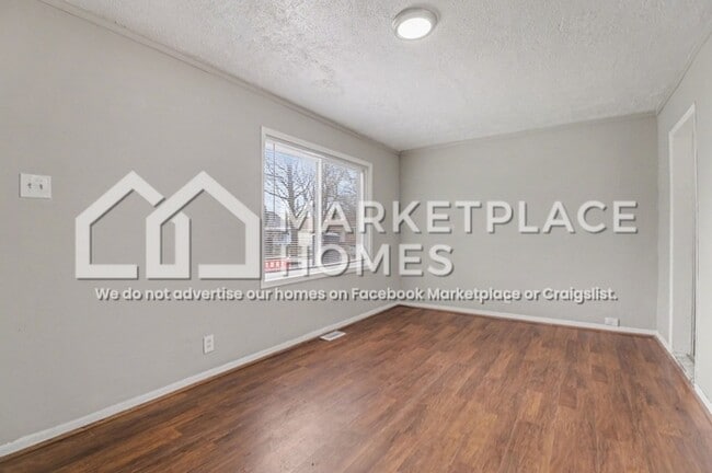 Building Photo - 23115 Tawas Ave