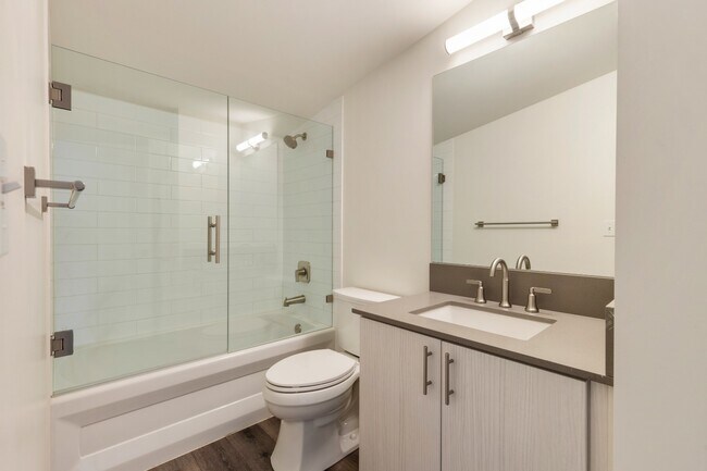 Building Photo - Modern Apartments in Prime Queen Anne Loca...
