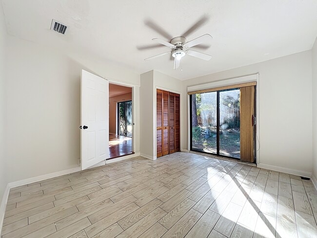 Building Photo - 640 Casa Grande Dr