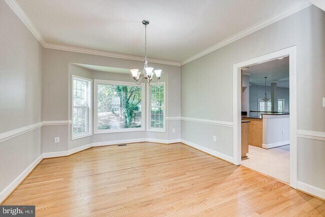 Building Photo - 1168 Taji Ct
