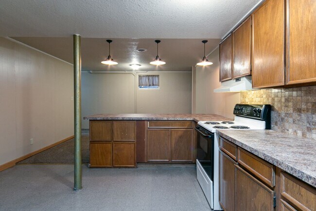 Building Photo - 1111 Wharton Manor Rd