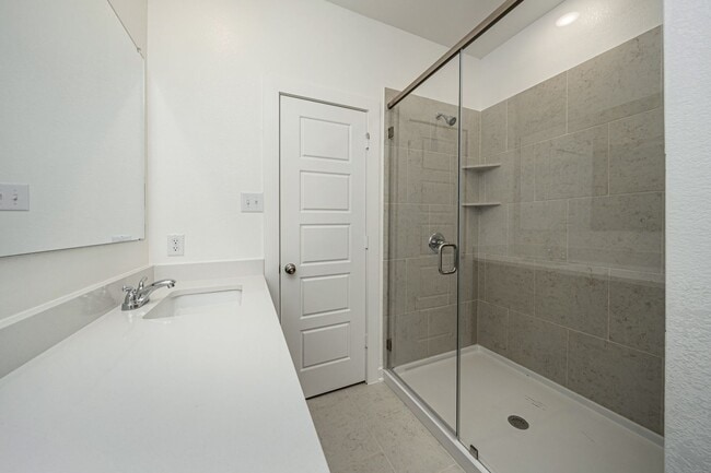 Building Photo - 8433 Adelaide Dr