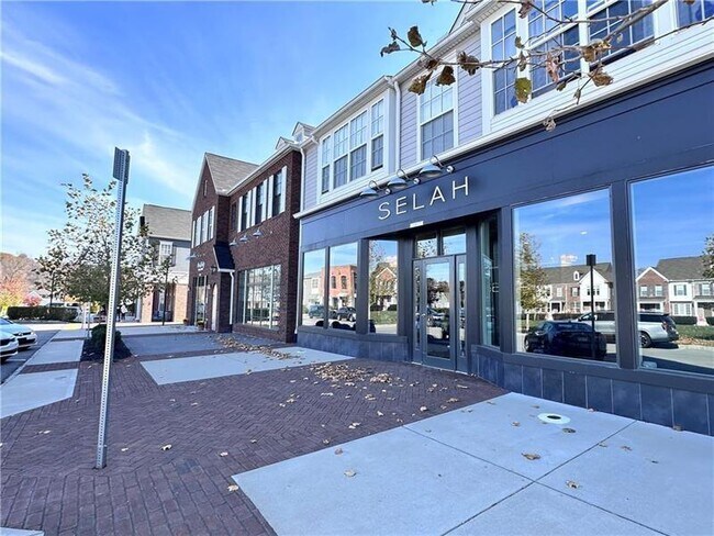 Building Photo - 3204 Lynk Alley