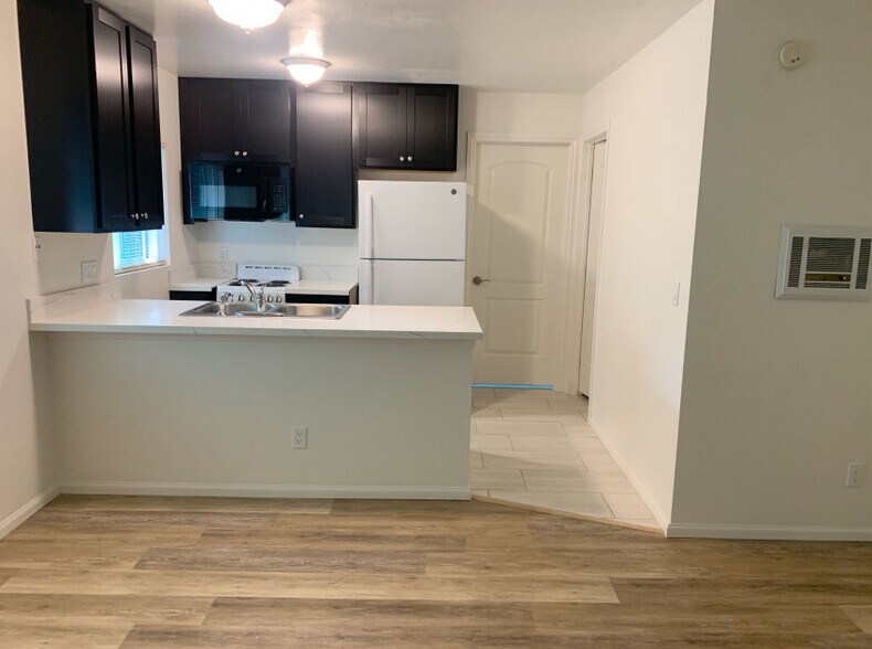 Building Photo - Sundance Senior Apartments