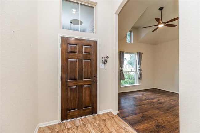 Building Photo - 4506 Hidden Oaks Wy