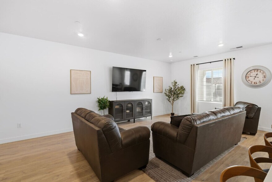 Building Photo - 1701 Ripple Rock Dr