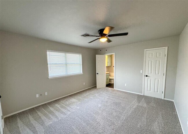Building Photo - 7030 Elk Canyon Rd