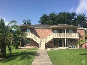 Building Photo - 704 Ave B