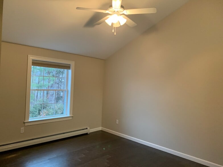 Building Photo - 9 Cascade Rd