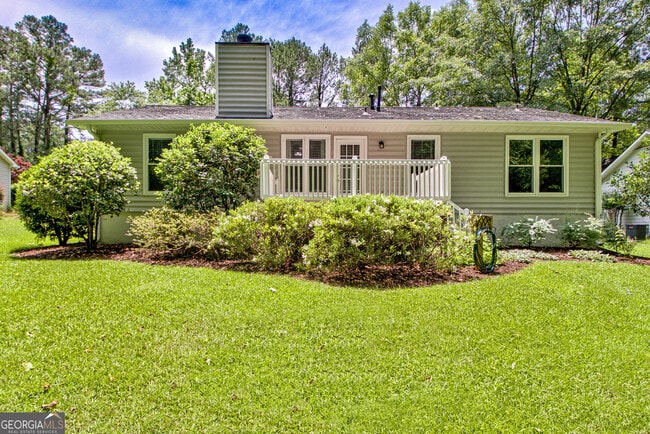 Building Photo - 413 Deergrass Trail