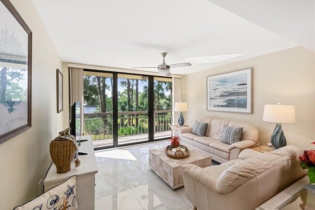 Building Photo - 2101 Marina Isle Way