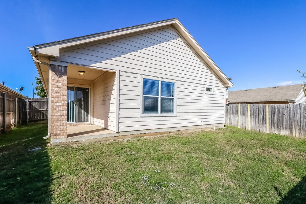 Building Photo - 6440 Regina Dr