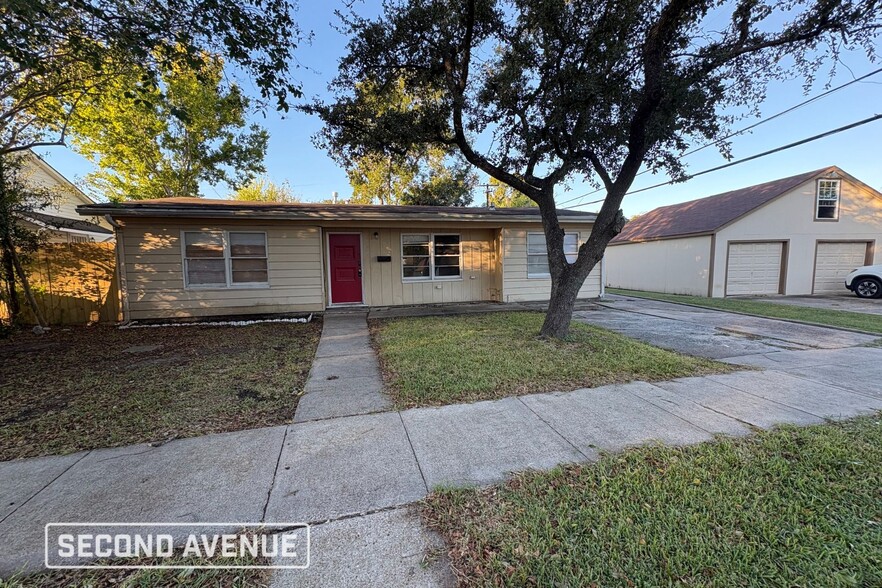 Building Photo - 2003 Kentucky St