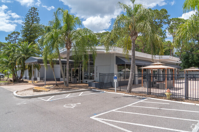 Clubhouse - Sarasota Palms