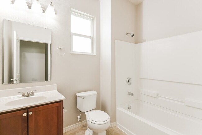 Building Photo - 1011 Hermosa Way