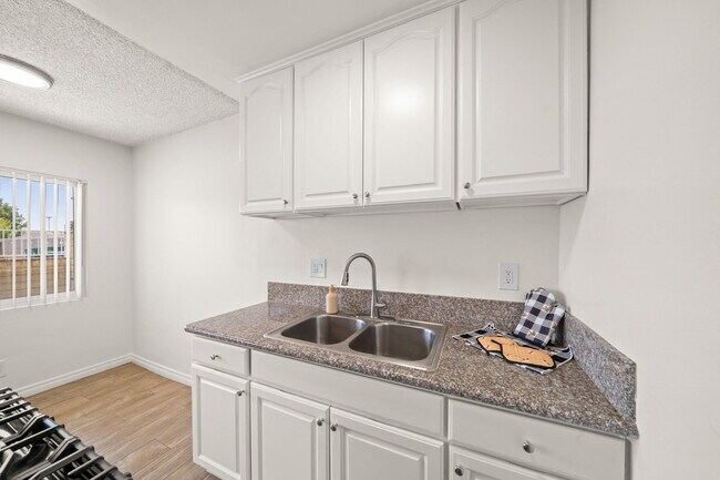 Floorplan - 11100 Pangborn Ave.